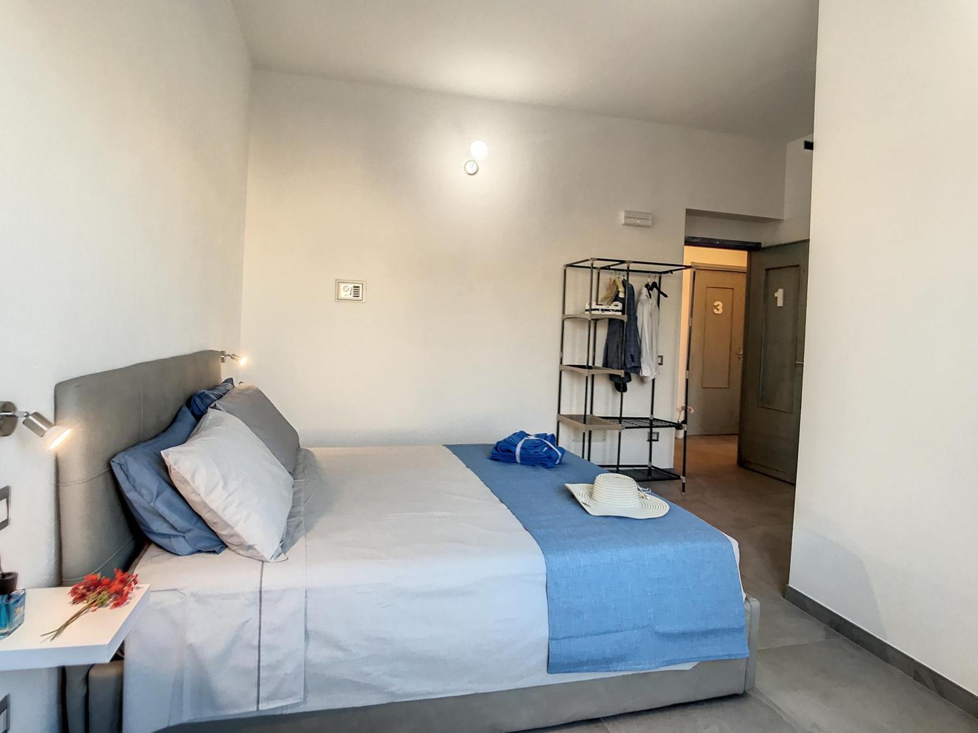 Il Bed And Breakfast Al Centro Castelsardo Exterior photo