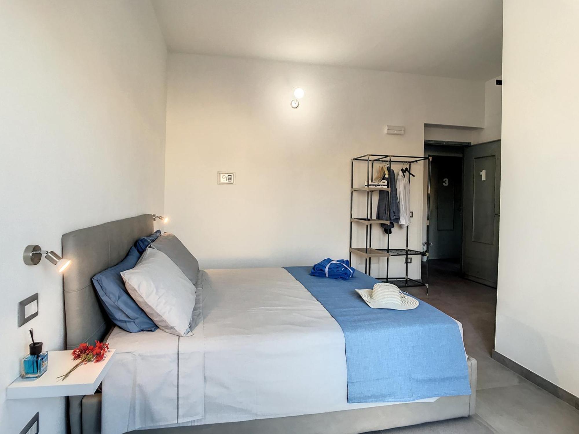 Il Bed And Breakfast Al Centro Castelsardo Exterior photo